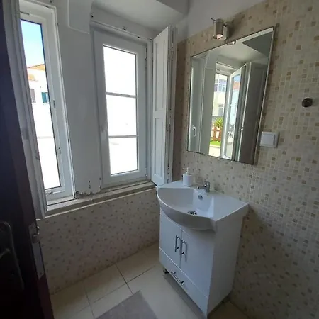Casa Blanca Hostel Peniche